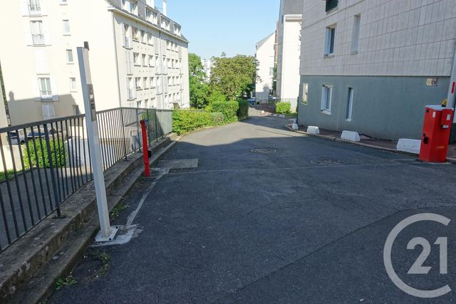 Appartement F2 à vendre - 2 pièces - 46.15 m2 - BOISSY ST LEGER - 94 - ILE-DE-FRANCE - Century 21 Boiss'Immobilier