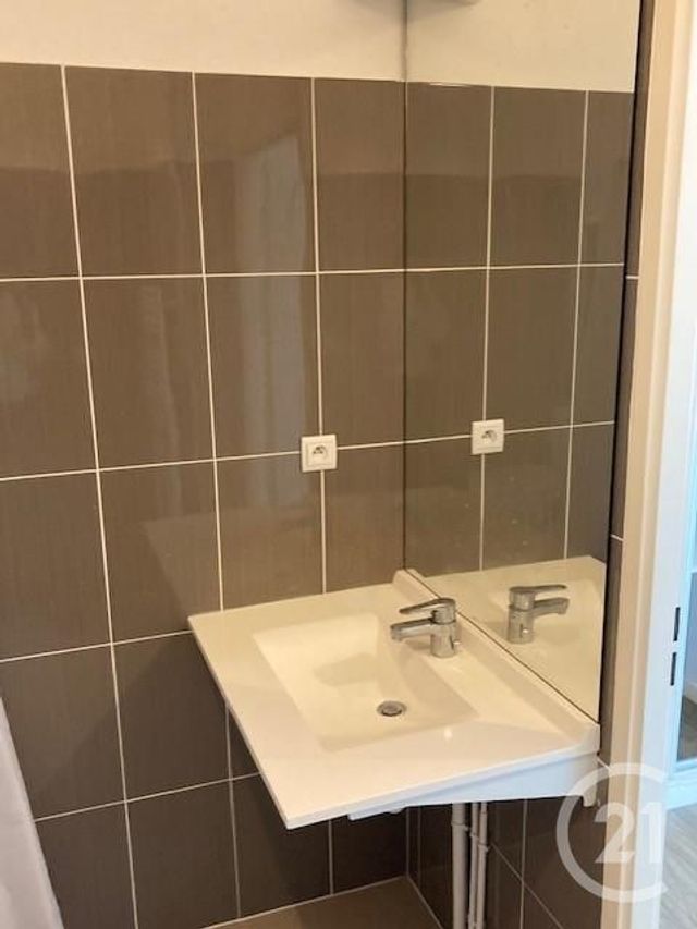 Afficher la photo en grand Appartement F2 à vendre - 2 pièces - 41.6 m2 - VILLECRESNES - 94 - ILE-DE-FRANCE - Century 21 Boiss'Immobilier