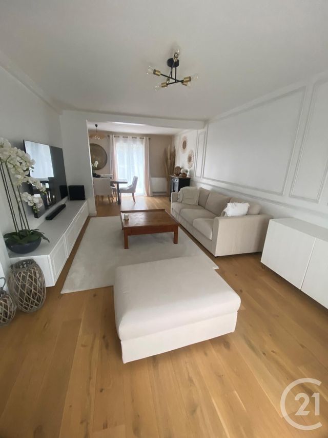 maison à vendre - 6 pièces - 127.0 m2 - VILLECRESNES - 94 - ILE-DE-FRANCE - Century 21 Boiss'Immobilier