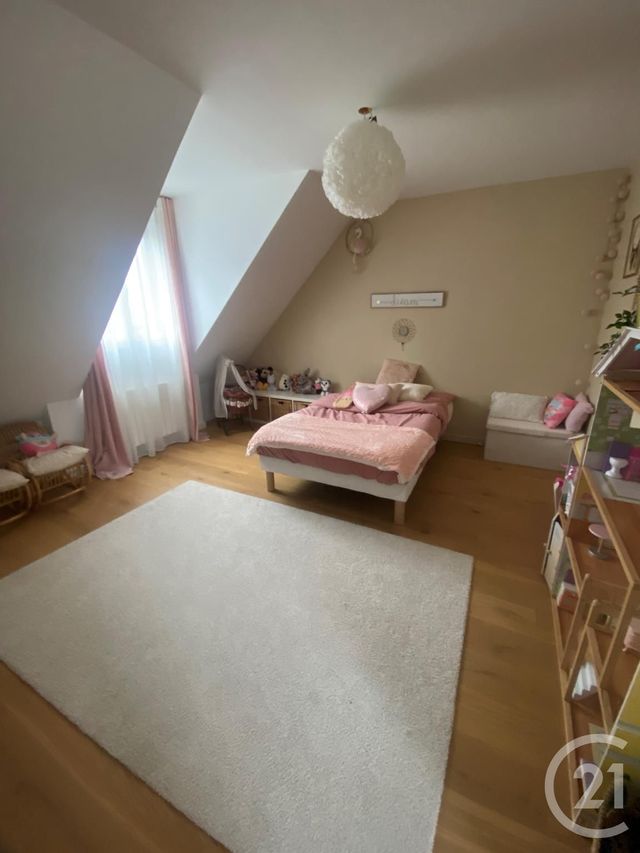 maison à vendre - 6 pièces - 127.0 m2 - VILLECRESNES - 94 - ILE-DE-FRANCE - Century 21 Boiss'Immobilier