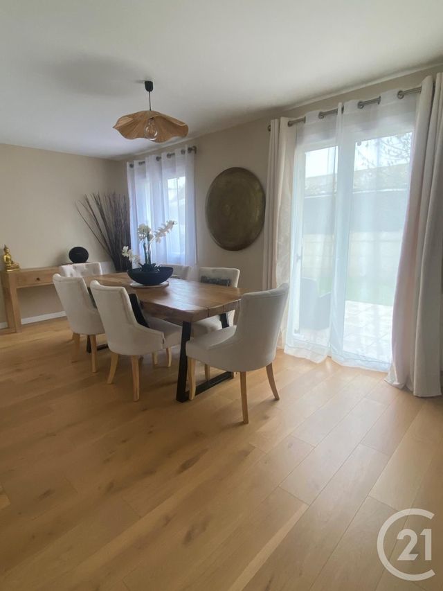 maison à vendre - 6 pièces - 127.0 m2 - VILLECRESNES - 94 - ILE-DE-FRANCE - Century 21 Boiss'Immobilier