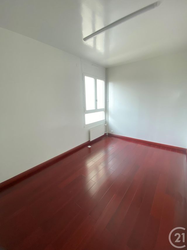 Appartement F4 à louer - 4 pièces - 79.02 m2 - BOISSY ST LEGER - 94 - ILE-DE-FRANCE - Century 21 Boiss'Immobilier