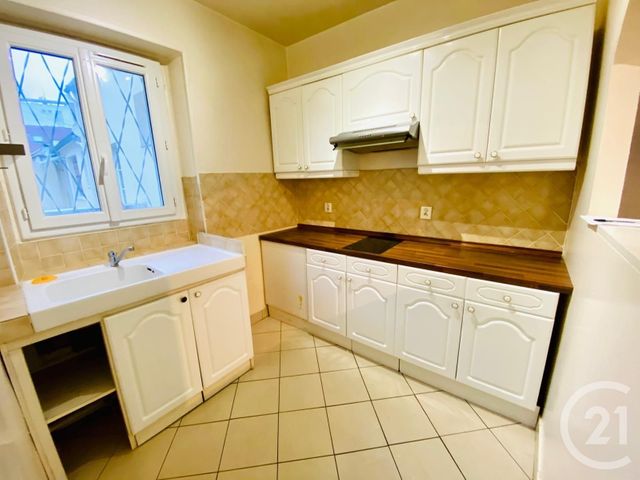 Appartement F2 à louer - 2 pièces - 39.65 m2 - SUCY EN BRIE - 94 - ILE-DE-FRANCE - Century 21 Boiss'Immobilier