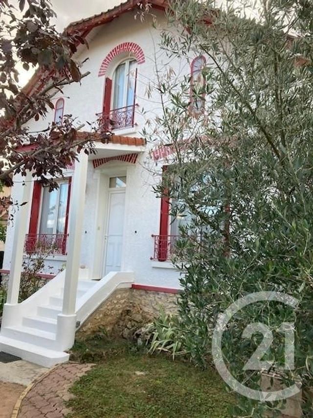 Afficher la photo en grand maison à vendre - 6 pièces - 130.23 m2 - MANDRES LES ROSES - 94 - ILE-DE-FRANCE - Century 21 Boiss'Immobilier
