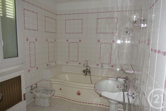 Afficher la photo en grand maison à vendre - 7 pièces - 124.79 m2 - BOISSY ST LEGER - 94 - ILE-DE-FRANCE - Century 21 Boiss'Immobilier