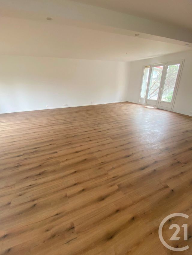 maison à vendre - 6 pièces - 127.66 m2 - BOISSY ST LEGER - 94 - ILE-DE-FRANCE - Century 21 Boiss'Immobilier