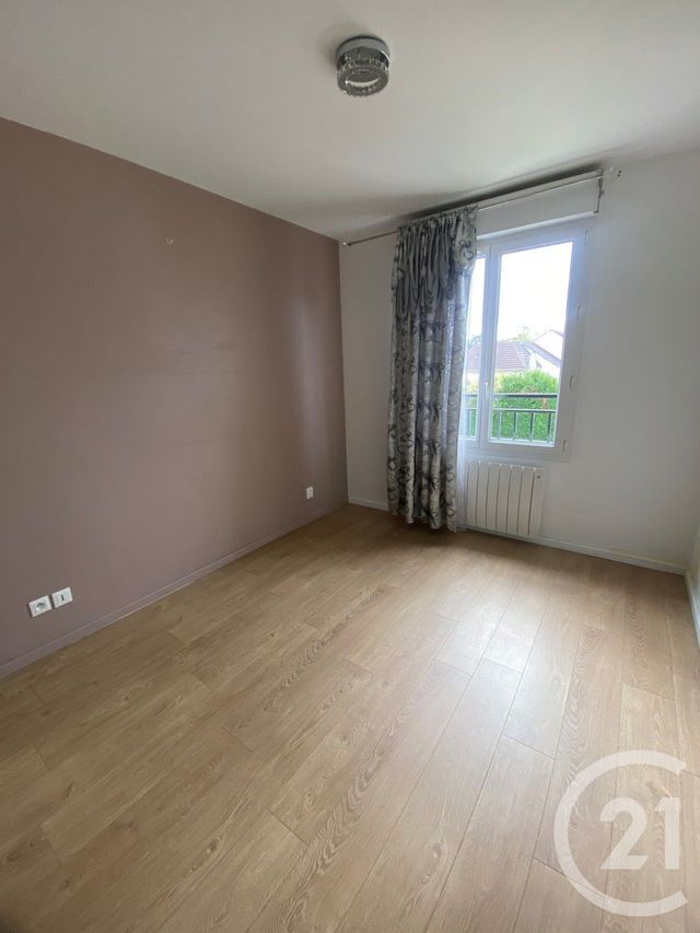 Appartement F3 à louer - 3 pièces - 62.0 m2 - LIMEIL BREVANNES - 94 - ILE-DE-FRANCE - Century 21 Boiss'Immobilier