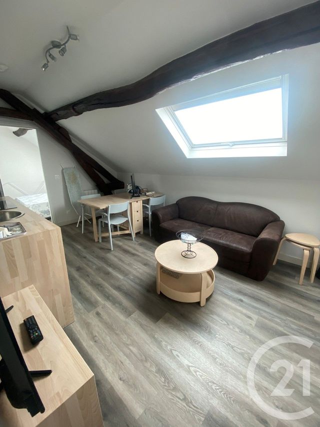Appartement F2 à louer - 2 pièces - 19.0 m2 - VILLECRESNES - 94 - ILE-DE-FRANCE - Century 21 Boiss'Immobilier