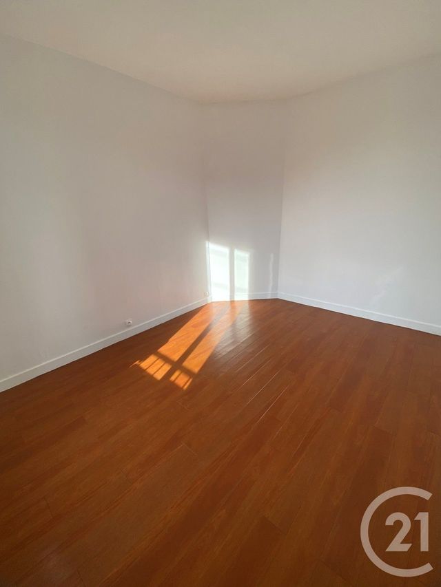 Appartement F3 à louer - 3 pièces - 47.55 m2 - LIMEIL BREVANNES - 94 - ILE-DE-FRANCE - Century 21 Boiss'Immobilier