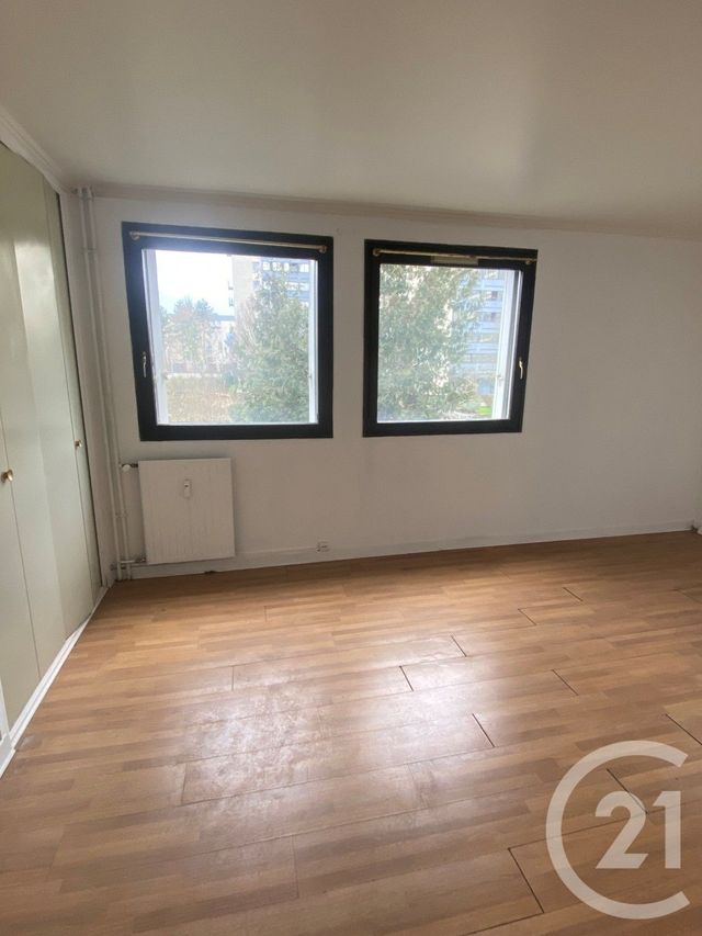 Appartement F3 à vendre - 3 pièces - 68.73 m2 - BOISSY ST LEGER - 94 - ILE-DE-FRANCE - Century 21 Boiss'Immobilier