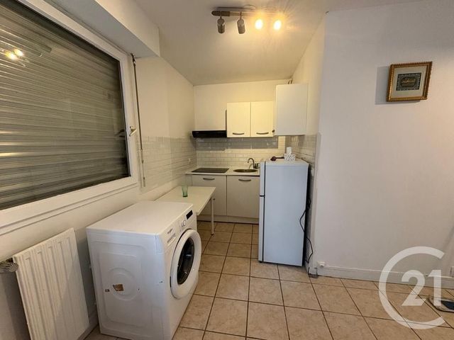 Appartement F1 à louer - 1 pièce - 38.0 m2 - BOISSY ST LEGER - 94 - ILE-DE-FRANCE - Century 21 Boiss'Immobilier