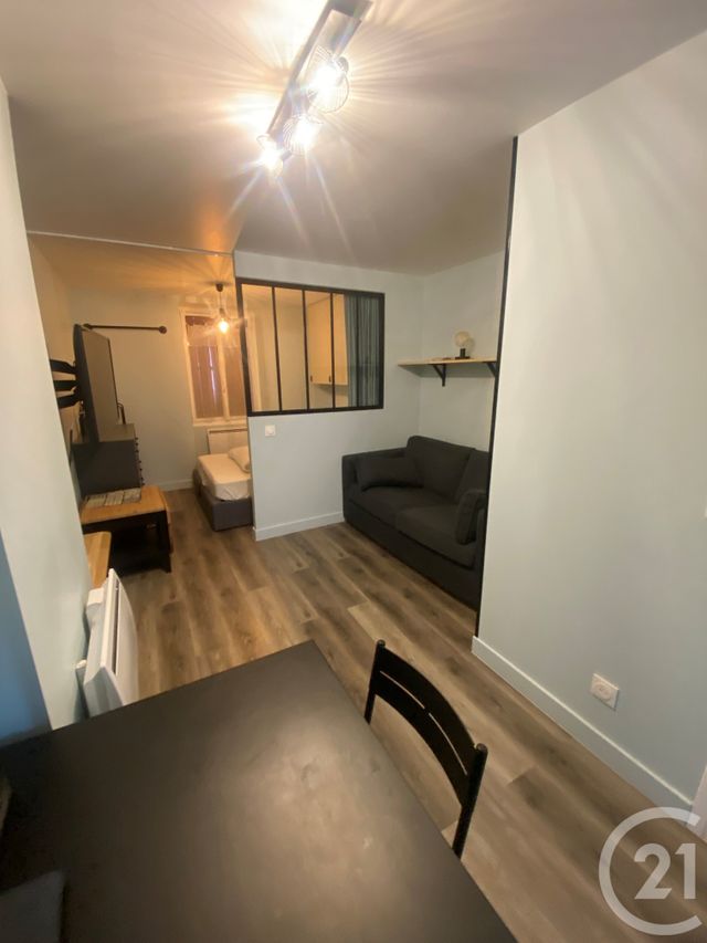 Appartement F1 à louer - 1 pièce - 23.77 m2 - VILLECRESNES - 94 - ILE-DE-FRANCE - Century 21 Boiss'Immobilier