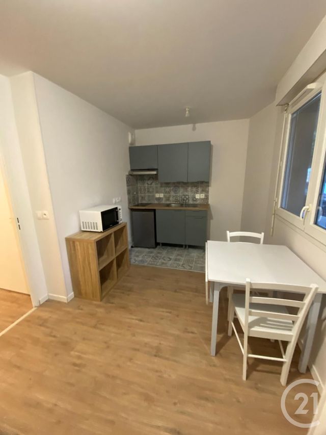 Appartement F1 à louer - 1 pièce - 24.12 m2 - BOISSY ST LEGER - 94 - ILE-DE-FRANCE - Century 21 Boiss'Immobilier