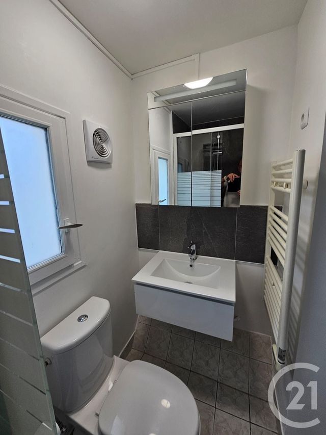 Appartement F2 à vendre - 2 pièces - 38.78 m2 - BOISSY ST LEGER - 94 - ILE-DE-FRANCE - Century 21 Boiss'Immobilier