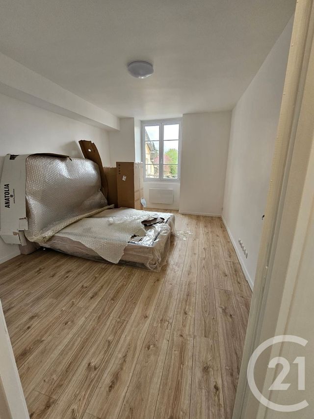 Appartement F2 à vendre - 2 pièces - 38.78 m2 - BOISSY ST LEGER - 94 - ILE-DE-FRANCE - Century 21 Boiss'Immobilier