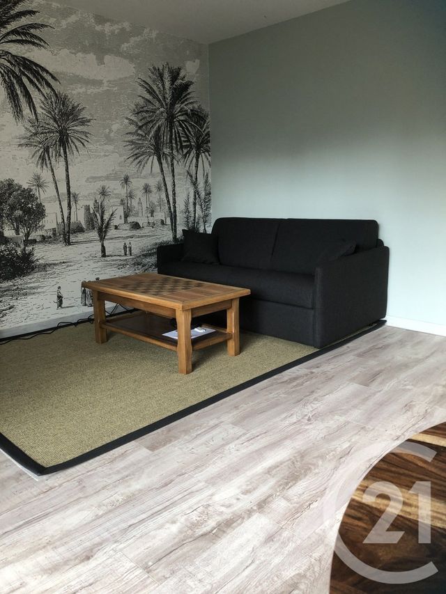 Appartement F2 à vendre - 2 pièces - 43.77 m2 - BOISSY ST LEGER - 94 - ILE-DE-FRANCE - Century 21 Boiss'Immobilier