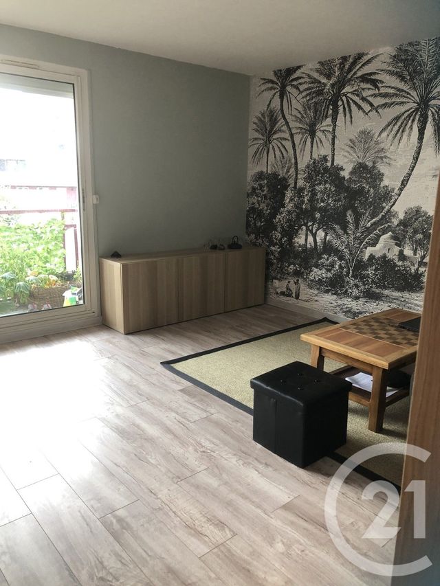 Appartement F2 à vendre - 2 pièces - 43.77 m2 - BOISSY ST LEGER - 94 - ILE-DE-FRANCE - Century 21 Boiss'Immobilier