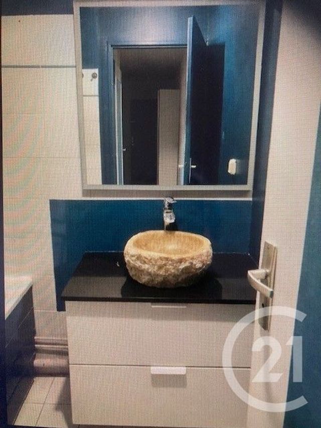 Appartement F2 à vendre - 2 pièces - 43.77 m2 - BOISSY ST LEGER - 94 - ILE-DE-FRANCE - Century 21 Boiss'Immobilier