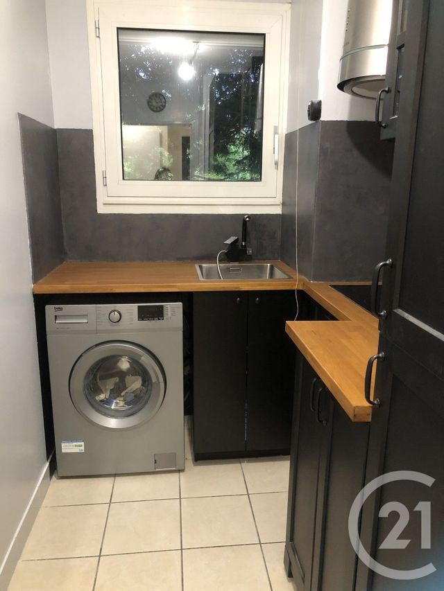 Appartement F2 à vendre - 2 pièces - 43.77 m2 - BOISSY ST LEGER - 94 - ILE-DE-FRANCE - Century 21 Boiss'Immobilier