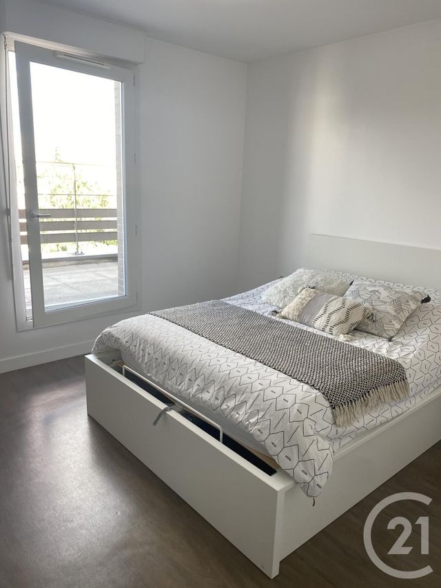 Appartement F4 à vendre - 4 pièces - 73.66 m2 - BOISSY ST LEGER - 94 - ILE-DE-FRANCE - Century 21 Boiss'Immobilier