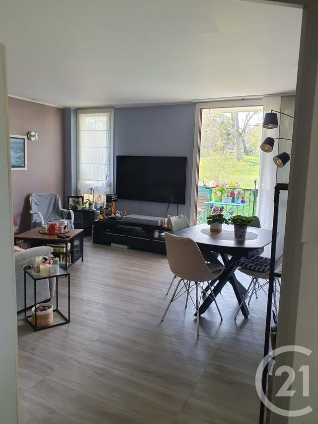 Appartement F3 à vendre - 3 pièces - 70.61 m2 - BRUNOY - 91 - ILE-DE-FRANCE - Century 21 Boiss'Immobilier