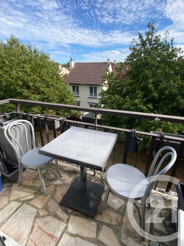 Appartement F4 à vendre - 4 pièces - 75.1 m2 - BOISSY ST LEGER - 94 - ILE-DE-FRANCE - Century 21 Boiss'Immobilier