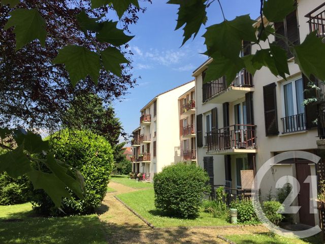 Appartement F4 à vendre - 4 pièces - 75.1 m2 - BOISSY ST LEGER - 94 - ILE-DE-FRANCE - Century 21 Boiss'Immobilier