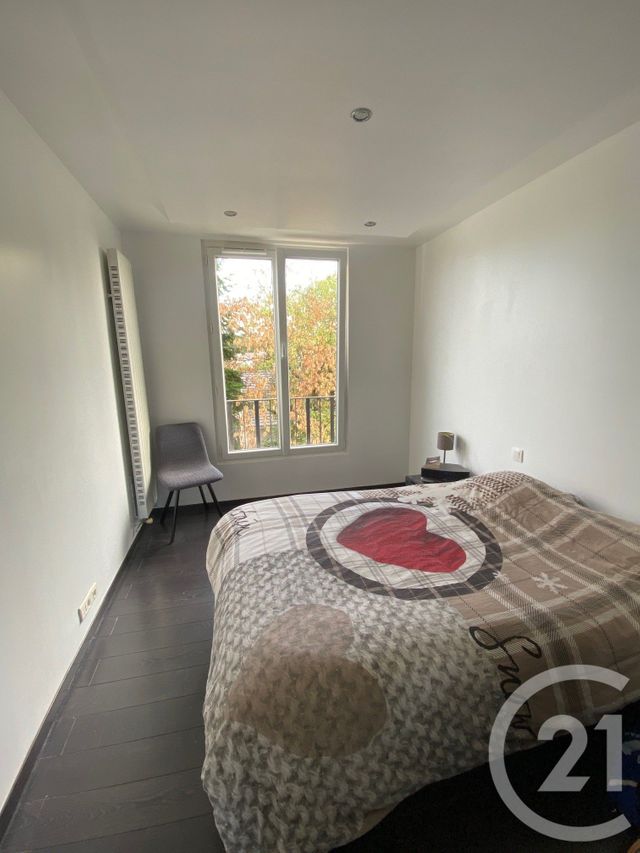 Appartement F4 à vendre - 4 pièces - 75.1 m2 - BOISSY ST LEGER - 94 - ILE-DE-FRANCE - Century 21 Boiss'Immobilier