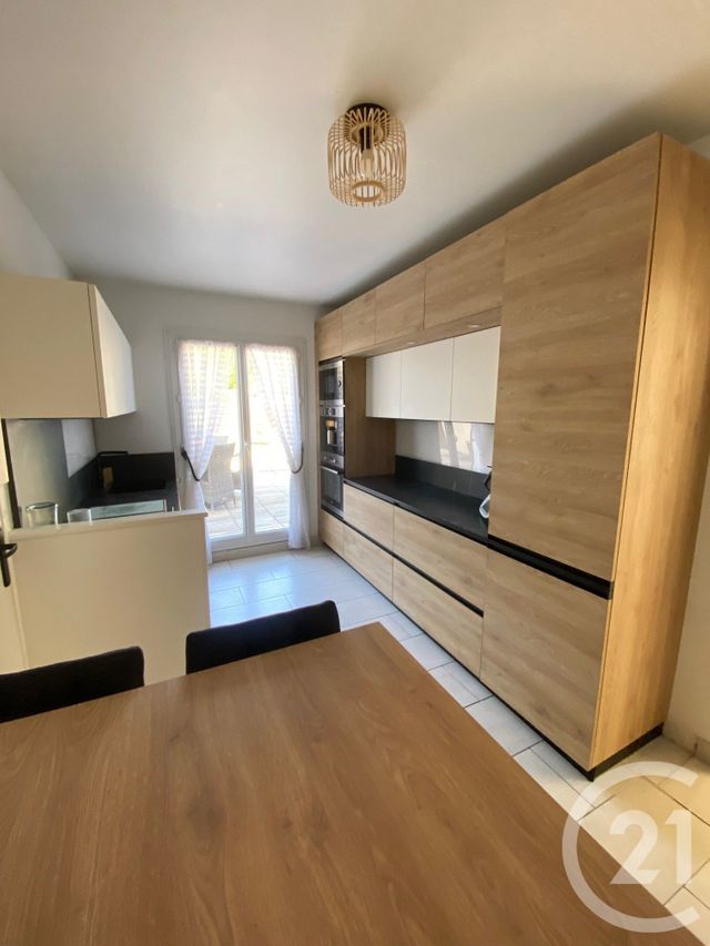 maison à vendre - 5 pièces - 100.14 m2 - PERIGNY SUR YERRES - 94 - ILE-DE-FRANCE - Century 21 Boiss'Immobilier
