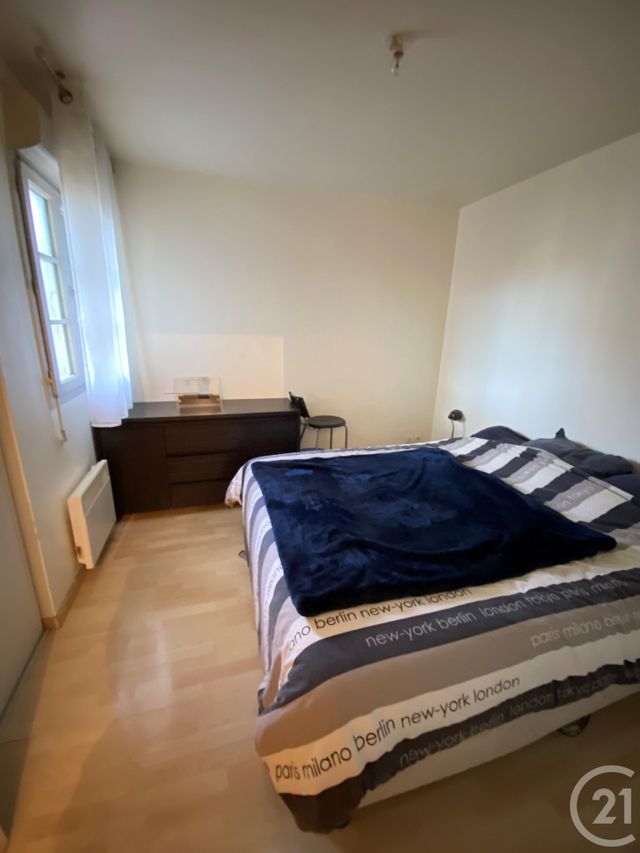 Appartement F2 à louer - 2 pièces - 40.2 m2 - BRIE COMTE ROBERT - 77 - ILE-DE-FRANCE - Century 21 Boiss'Immobilier